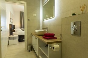 Villa Romance