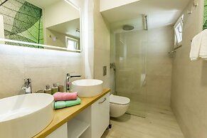 Villa Romance