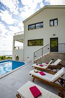 Villa Romance