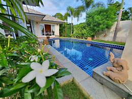 Lipa Talay Hok