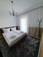 Korda Apartments