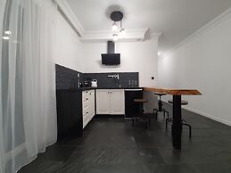 Korda Apartments