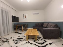 Korda Apartments