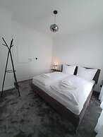Korda Apartments