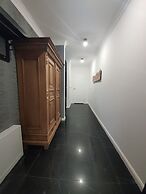 Korda Apartments