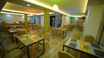 Present Hotel