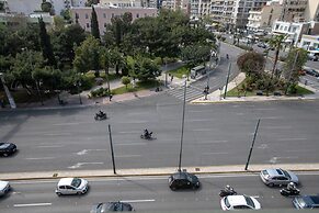 Luxurious 4 Bdrm 3Bath Apt 1- Athens