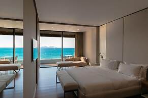 Yacht Hotel