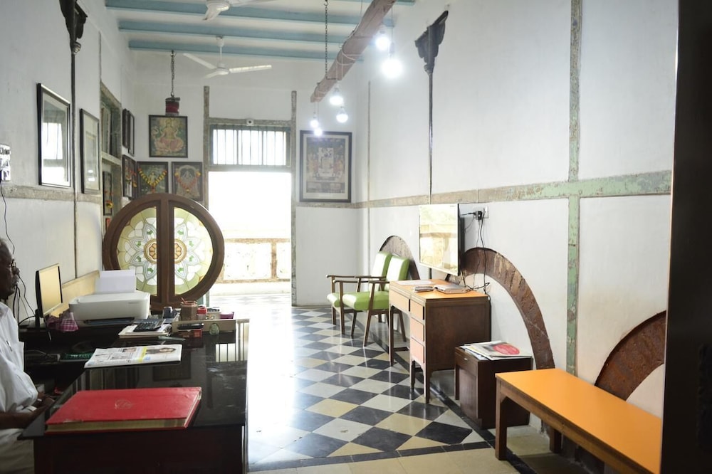 New Vasantashram