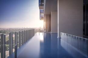 Taj Jumeirah Lakes Towers
