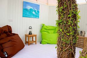 Atlantic Surf Pods - Campsite