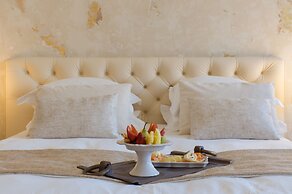Castellano Hotel & Suites