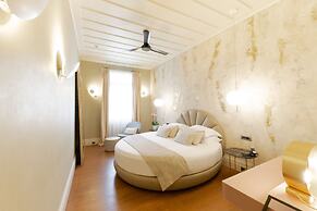 Castellano Hotel & Suites
