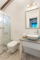 Monza House Otel