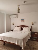 Monza House Otel
