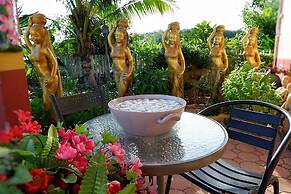 Bali Boutique Hotel Suratthani