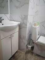 YaHostel