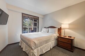 Blackcomb Springs Suites by CLIQUE