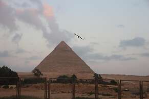 Farida Pyramids View