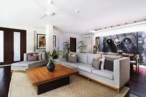 Kedonganan Beach Villas