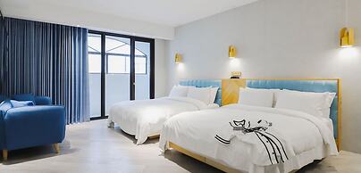 Dash 23 Hotel