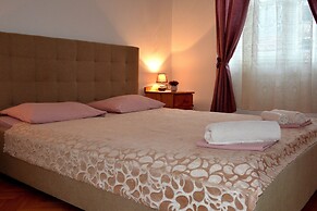 Montenegro Backpackers Home Kotor