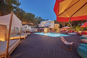 Alua Calvia
