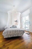 Hidden Gem 2 Bedroom near City Center