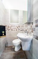 Hidden Gem 2 Bedroom near City Center