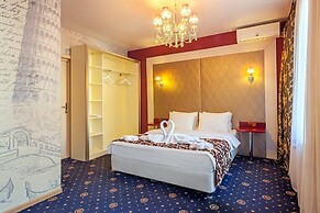 Crown Apartments