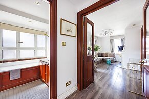 Carlton Court - Mayfair