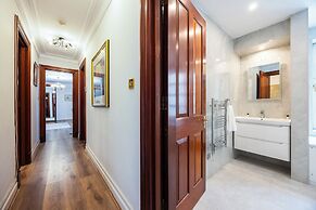 Carlton Court - Mayfair