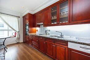 Carlton Court - Mayfair
