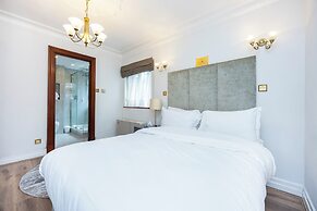 Carlton Court - Mayfair