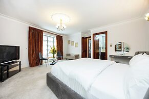 Carlton Court - Mayfair