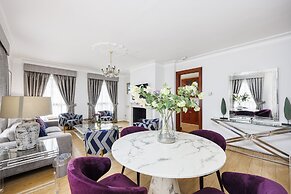 Carlton Court - Mayfair