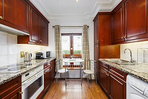 Carlton Court - Mayfair