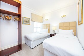 Carlton Court - Mayfair
