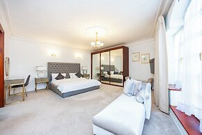 Carlton Court - Mayfair