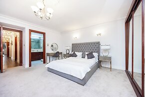 Carlton Court - Mayfair