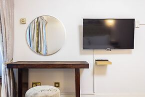 Carlton Court - Mayfair