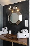 Suite Azur Hotel