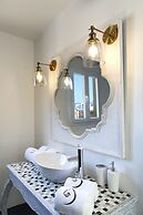 Suite Azur Hotel