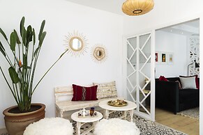 Suite Azur Hotel