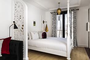 Suite Azur Hotel