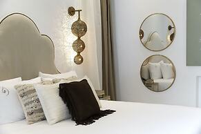 Suite Azur Hotel