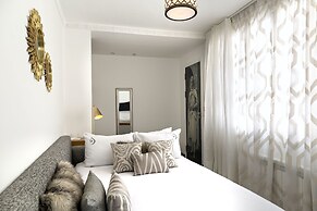 Suite Azur Hotel
