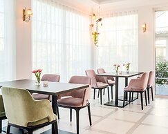 Merci Boutique Hotel