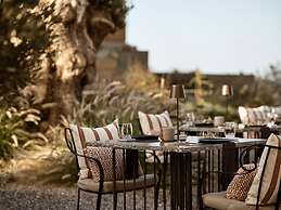 Acro Wellness Suites - Adults Only