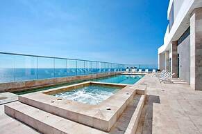 1 Bedroom Ocean View Apartment